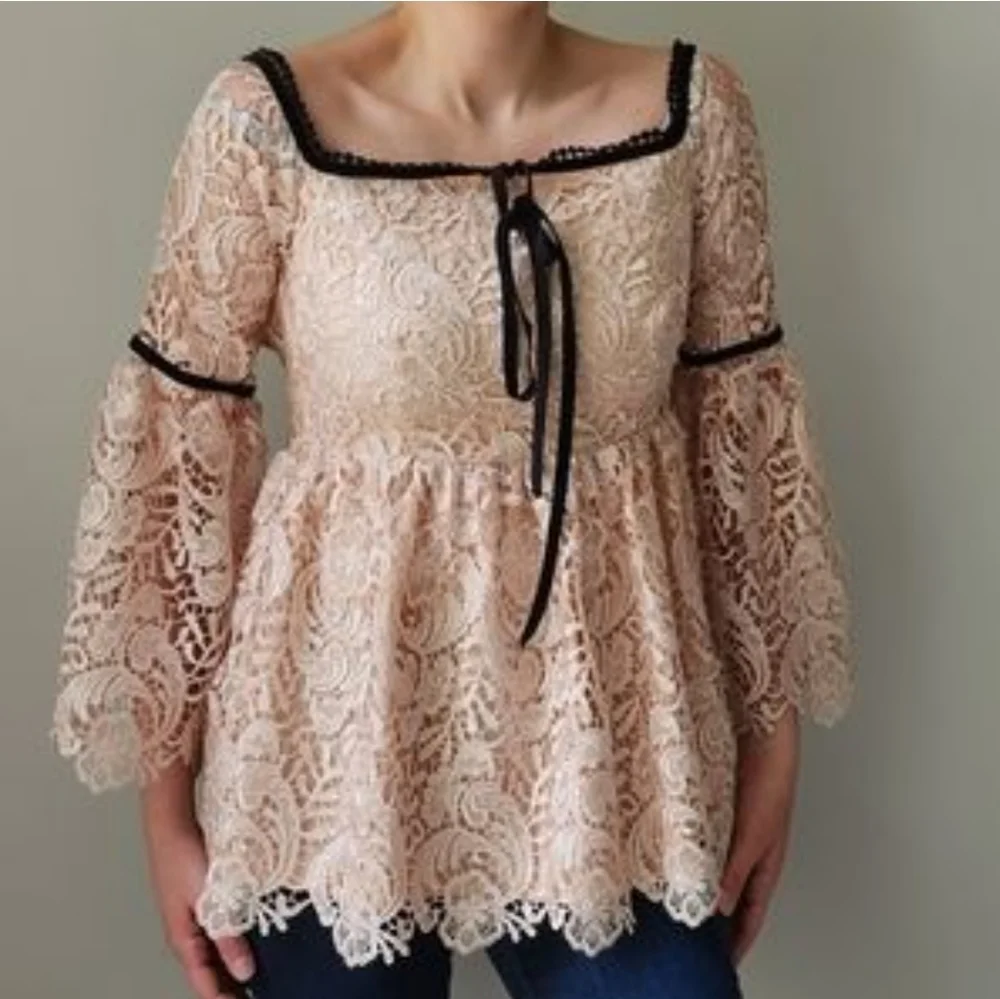 Fairy Princess Guipure lace babydoll Tunic blush Top with Bell Sleeves - Picture 3 of 8